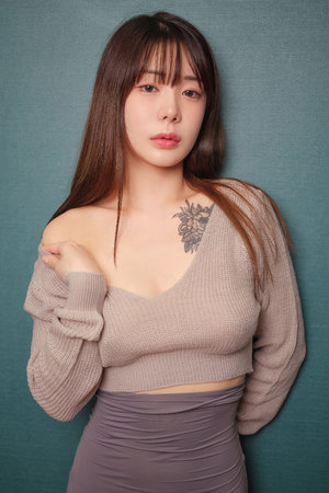 人妻共享24P